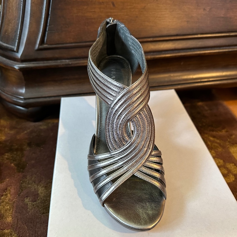 New- Never Worn: Franco Sarto Supper Heel in Grey